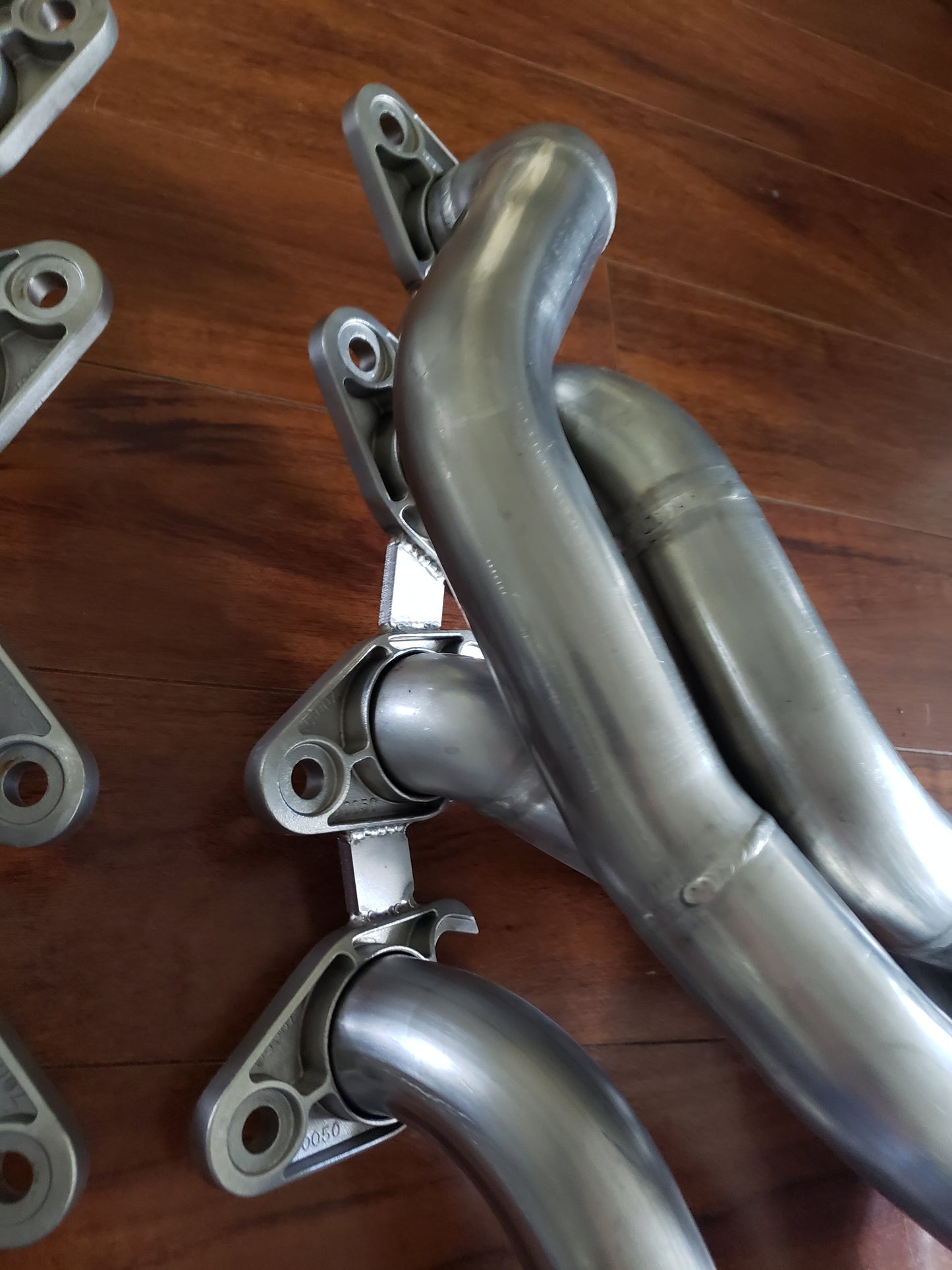 Ultimate Headers 1979-2004 Mustang 6r80/10r80/Mt82/T56 Swap Headers UPR K 473031