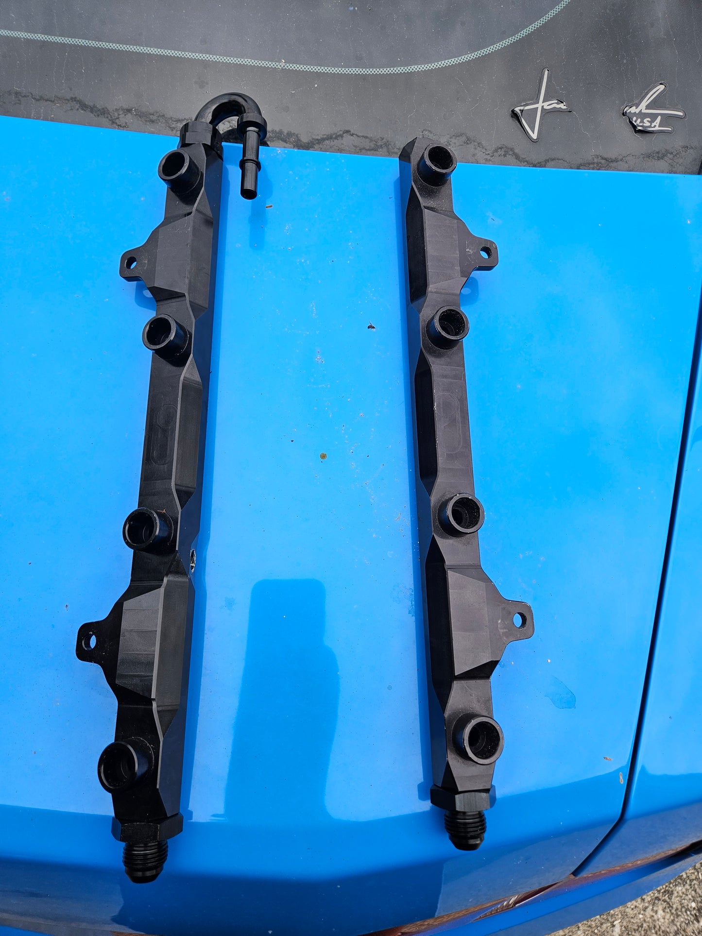 Fore Innovations Coyote 5.0L Fuel Rails. 2011-17 Mustang/F150