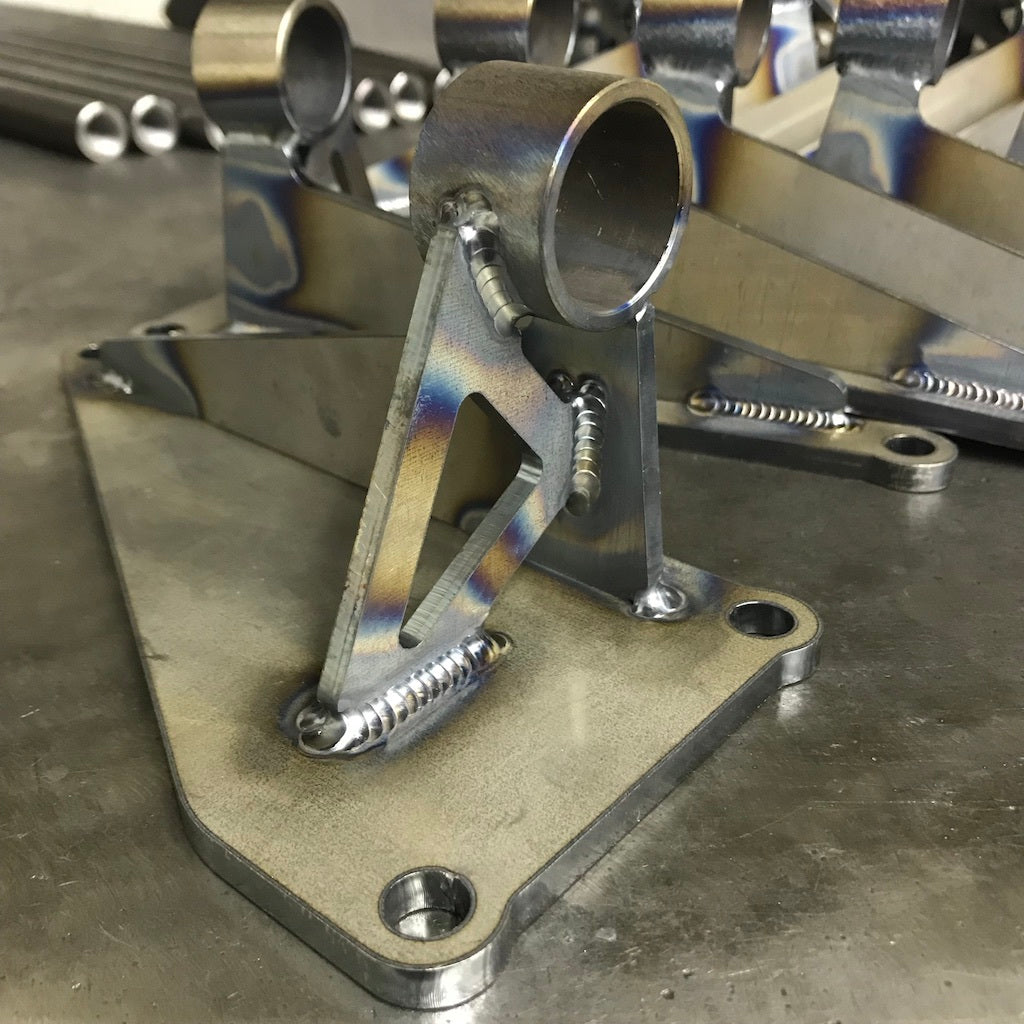 Universal Welder Series Coyote Swap Engine Mounts 5.0L/5.2L