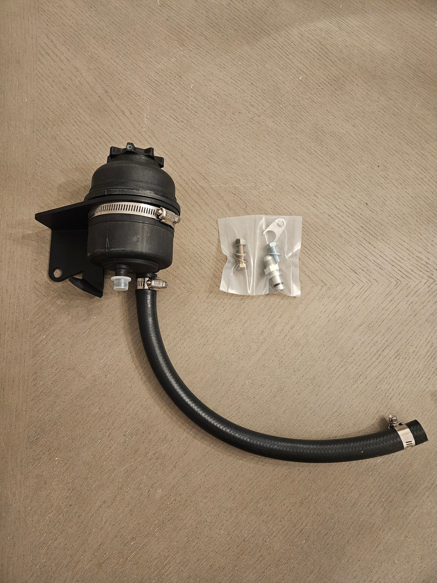 Godzilla Power Steering Reservoir, Bracket, Low Pressure Hose, and High Pressure -6 AN Port Fitting