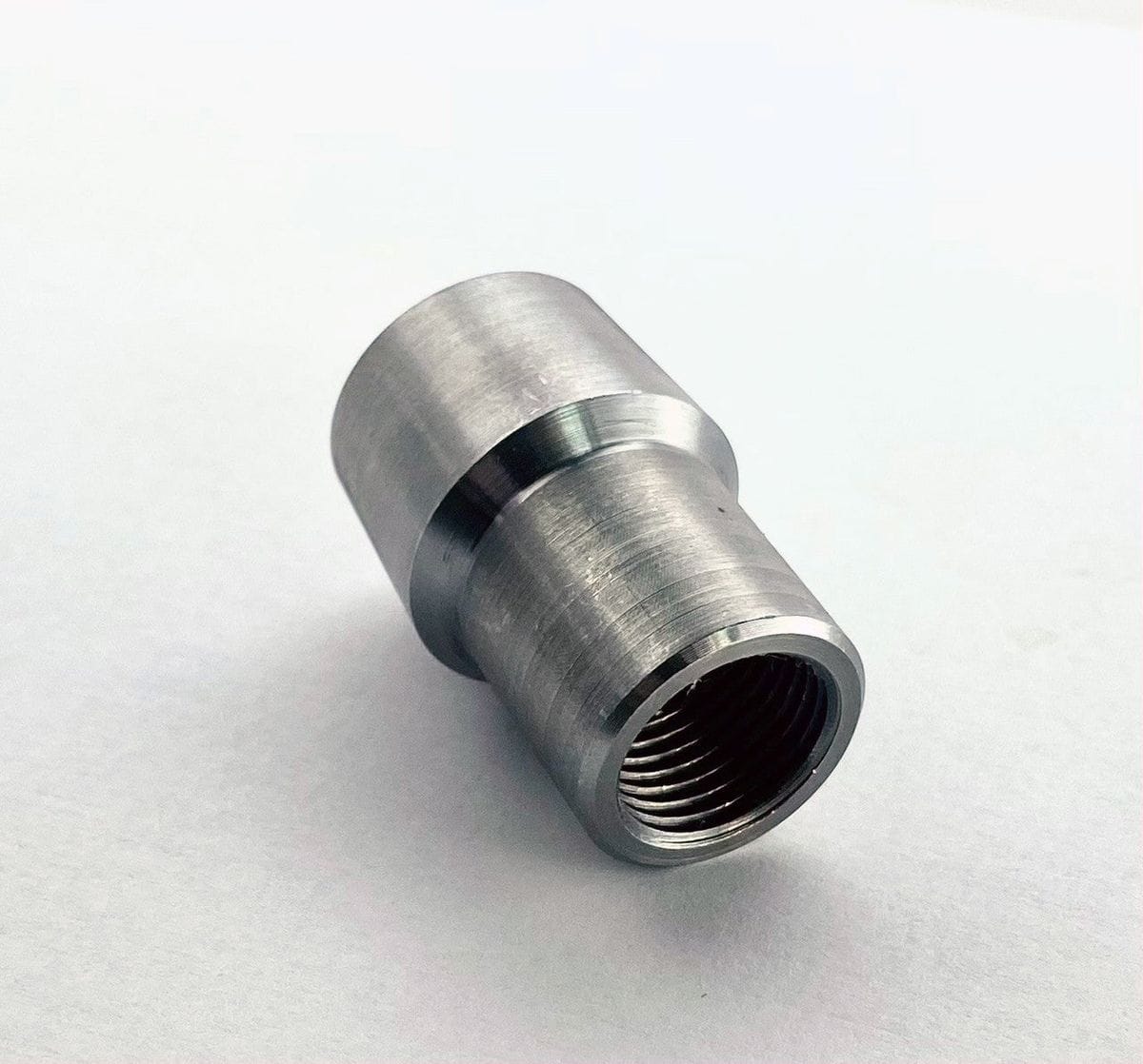 Tube End Adapter Weld Bung 5/8-18 Right Hand for 1" x .095" Tubing