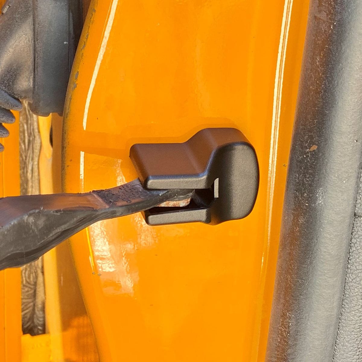 Door Hinge Cover Set (fits 15-23 Mustang) UPR